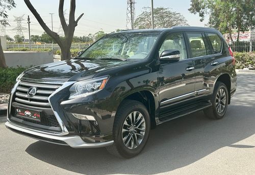 Lexus GX460 Platinum 4.6L FULL OPTION 2017 GCC LOW MILEAGE SINGLE OWNER WITH FSH IN MINT CONDITION