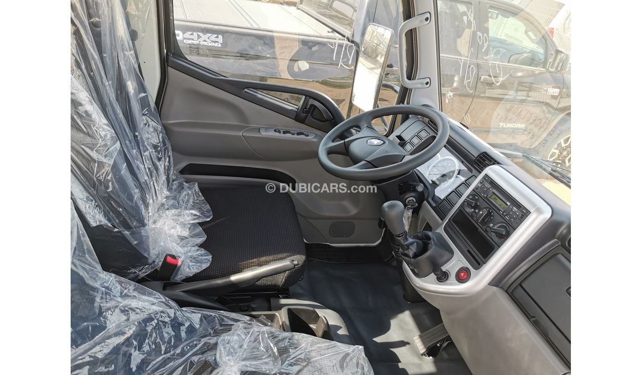 Mitsubishi Fuso Canter 4.2L DIESEL, 16" TYRES, 4 STROKE CYCLE, WATER COOLED DIRECT INJECTION (CODE # MCFC01)