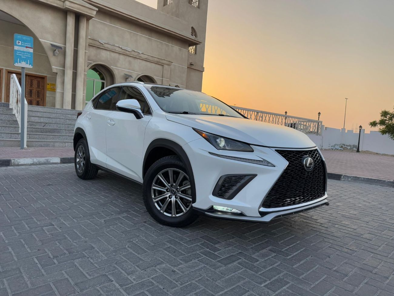 Lexus NX300 Lexus Nx300 2019 sunroof