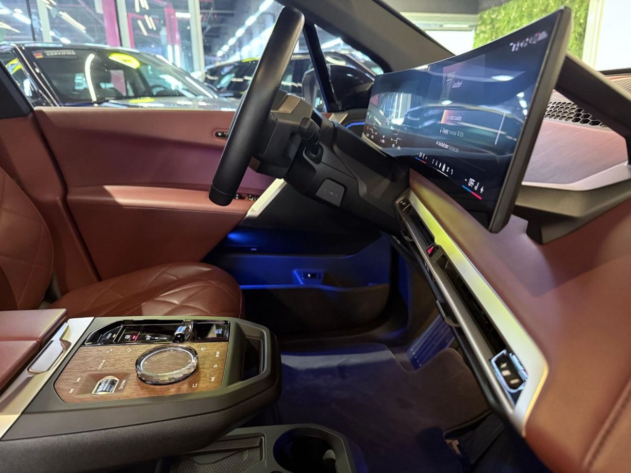 BMW iX 2024 BMW iX xDrive50 / AGMC Warranty and Service contract 5 years