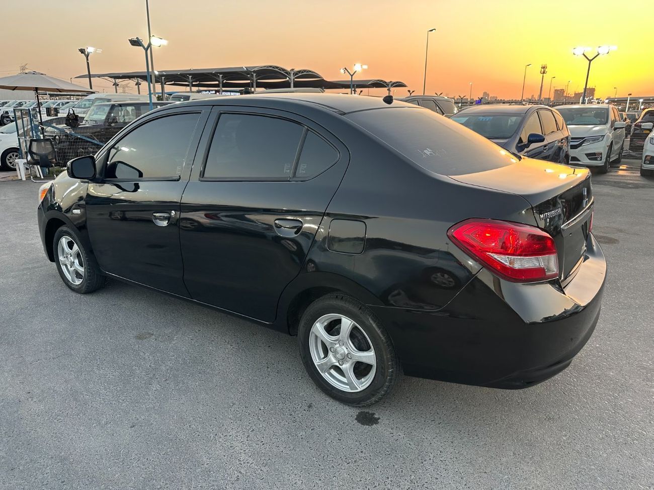 ميتسوبيشي ميراج GLX Premium 1.2L (78 HP)