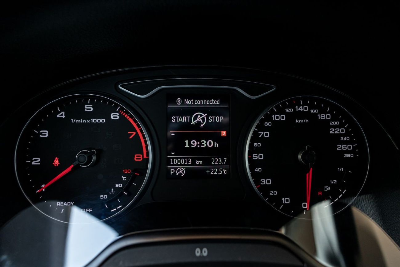 أودي A3 30 TFSI 1.0L