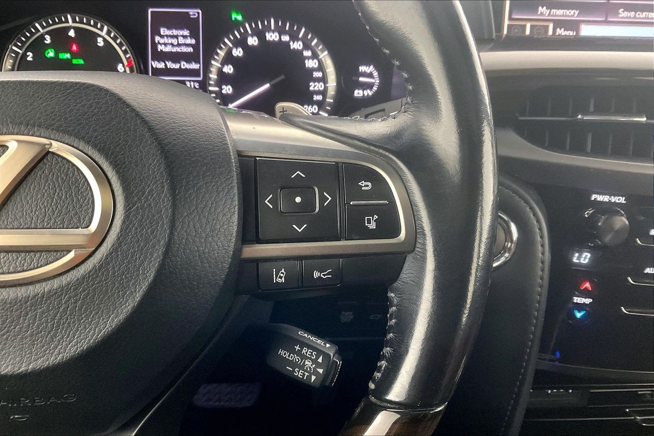 Lexus LX 570 Platinum | National Day Celebration | Guaranteed Warranty | 0 Down Payment