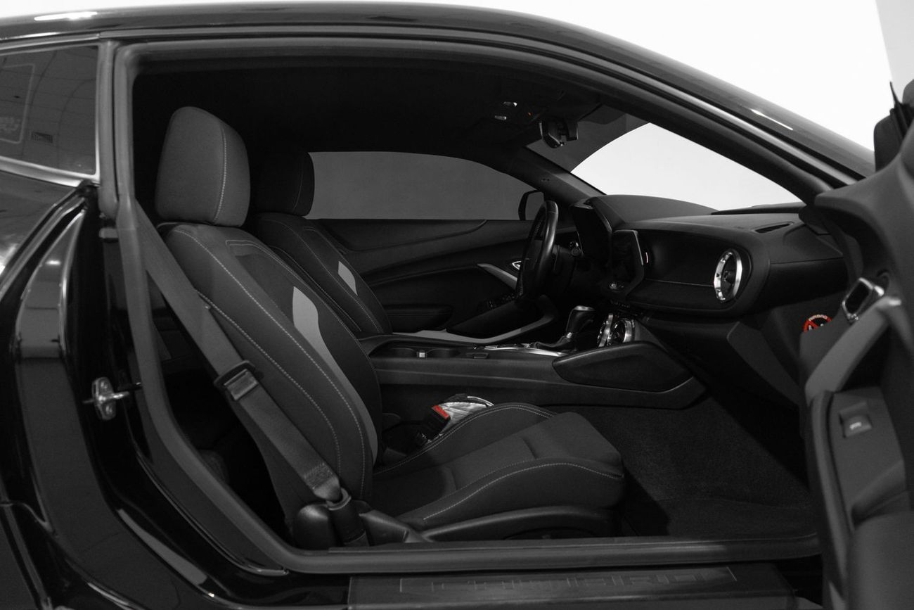 Chevrolet Camaro 2021 Chevrolet Camaro RS / Chevrolet Warranty & Full Chevrolet Service History