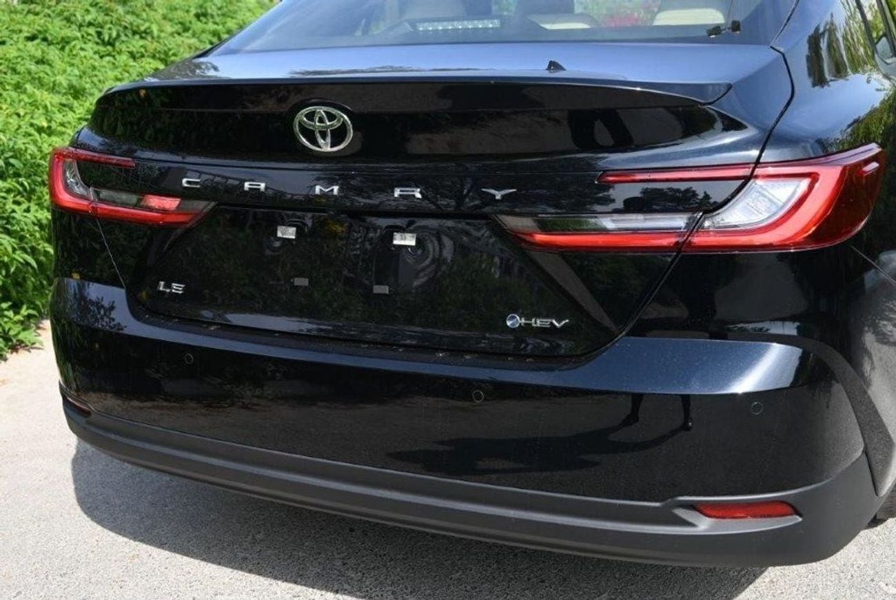 Toyota Camry 2025 TOYOTA CAMRY LE HYBRID 2.5L AT