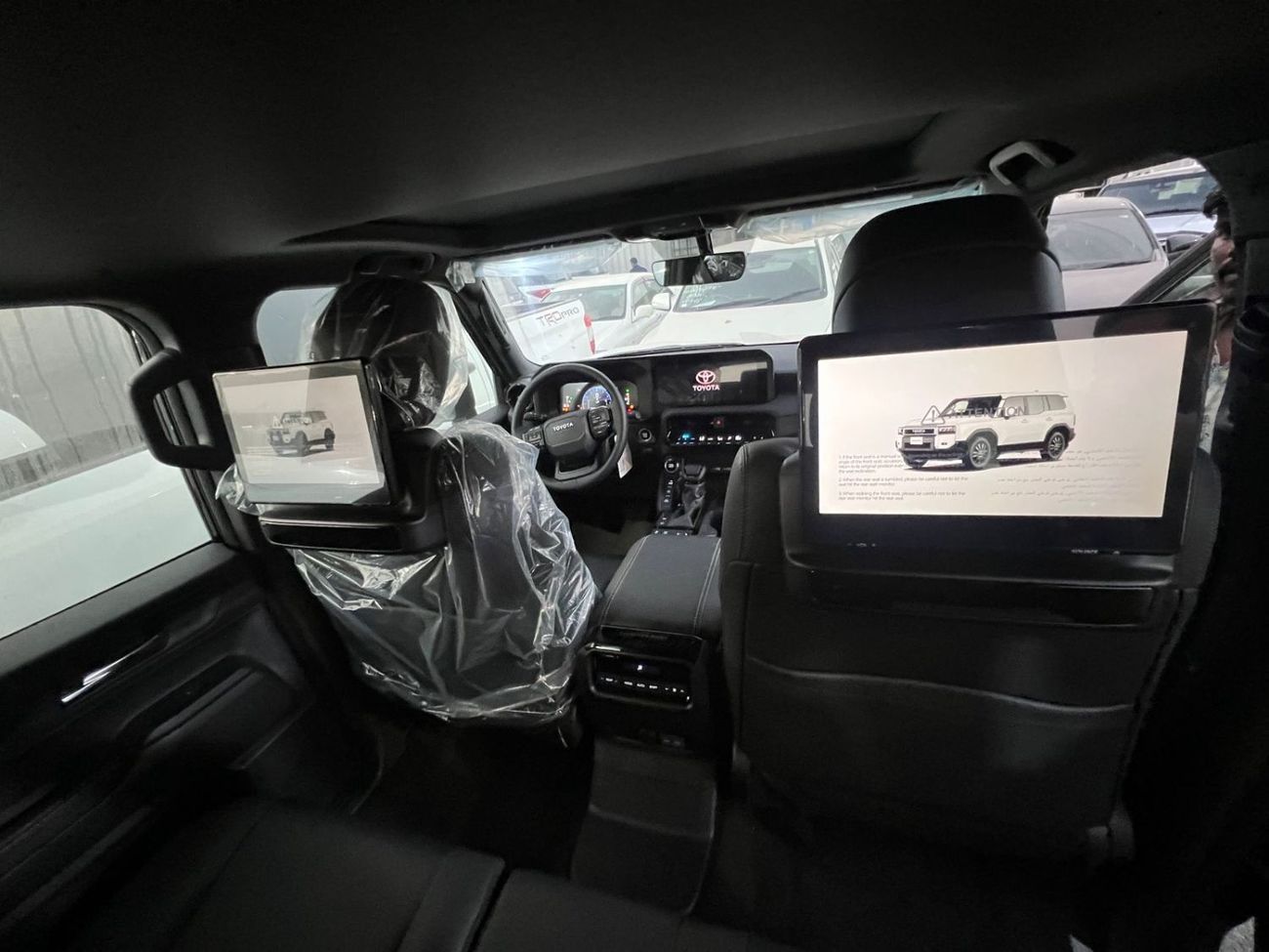 Toyota Prado Adventure Mono Tone 2.4T