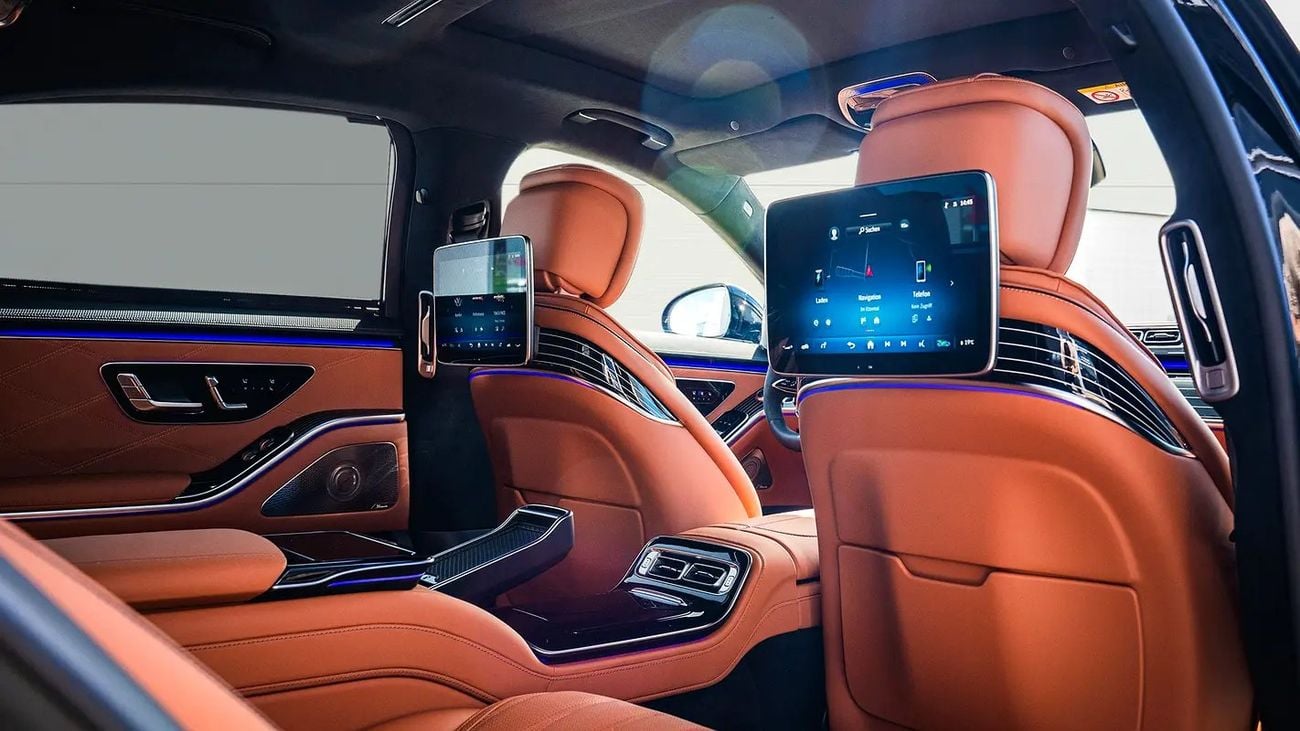 Mercedes-Benz S 63 AMG S63 AMG BRABUS B930 BLACK/BROWN +4SEATS+4D