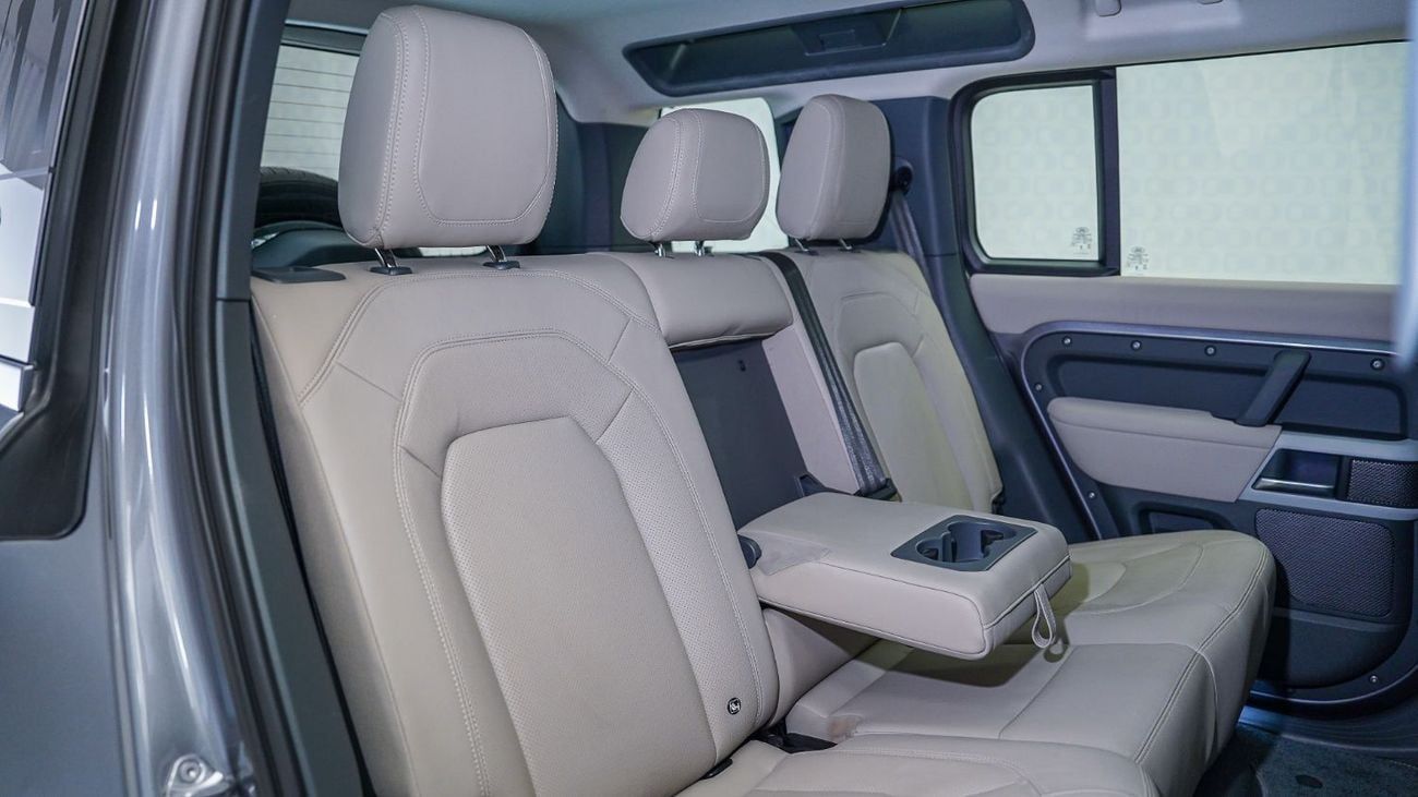 Land Rover Defender P400 110 X-Dynamic SE 3.0L (5 Seater) | AED 4,767 PM | Warranty June 2028 | GCC