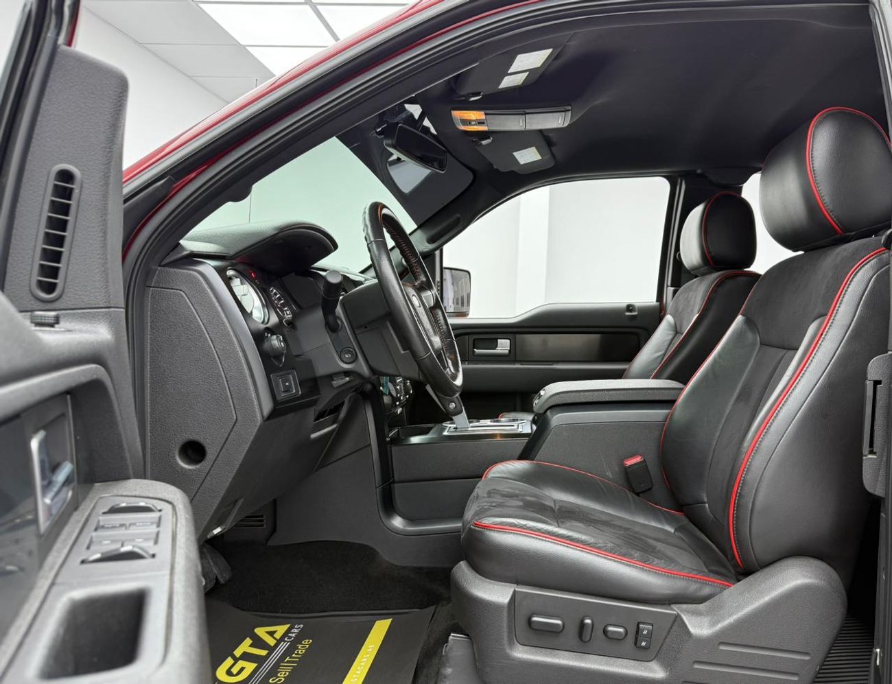 فورد F 150 FX4 5.0L 2013 Ford F150, Full Ford Service History, Fully Loaded, Excellent Condition, GCC