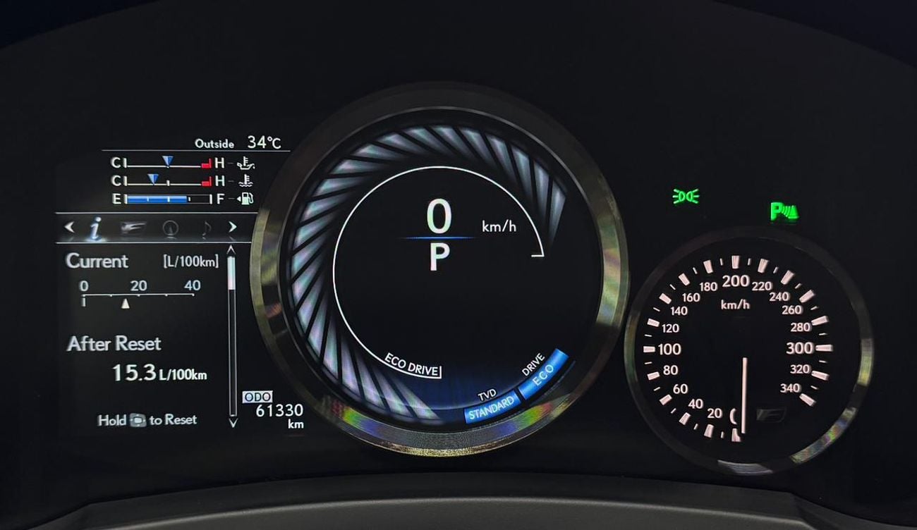 لكزس RC F Carbon 5.0L