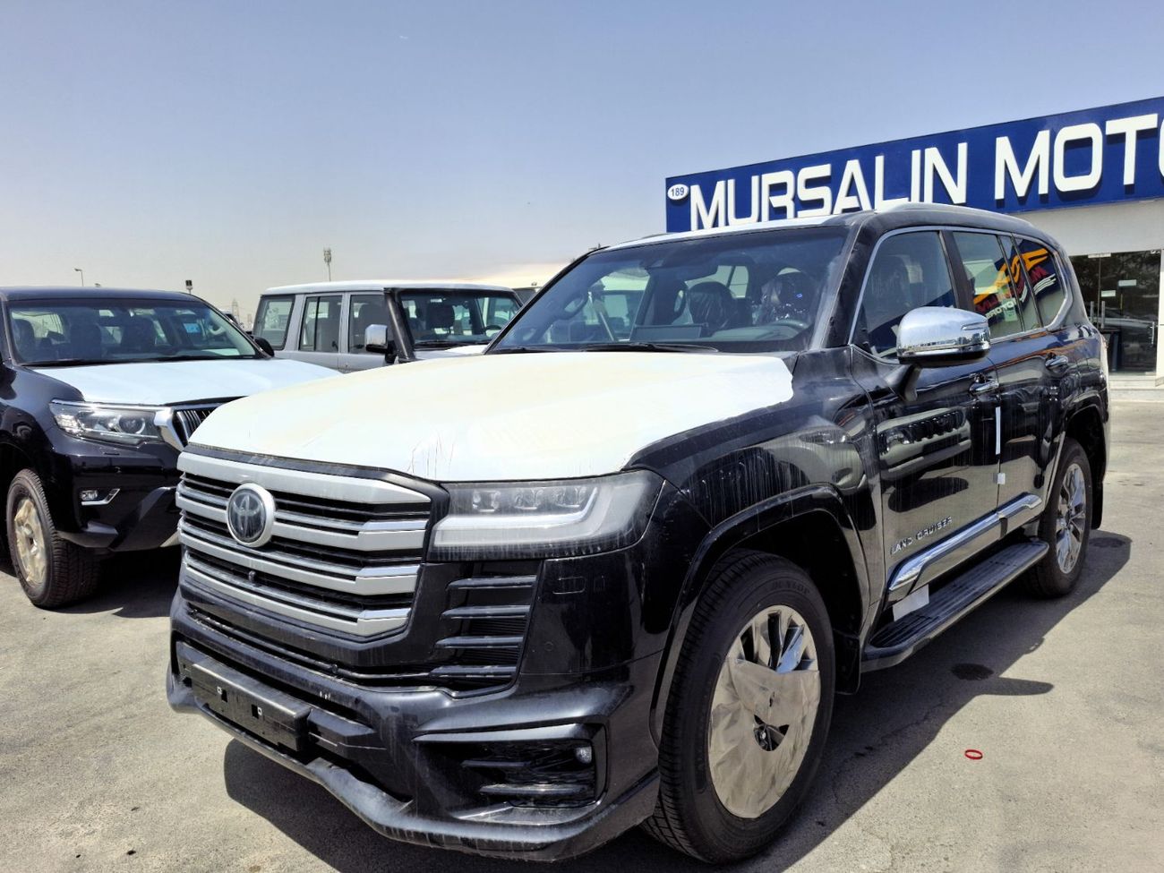 تويوتا لاند كروزر Toyota Landcruiser VXR 3.3L 2024 Black Diesel (Export Only)