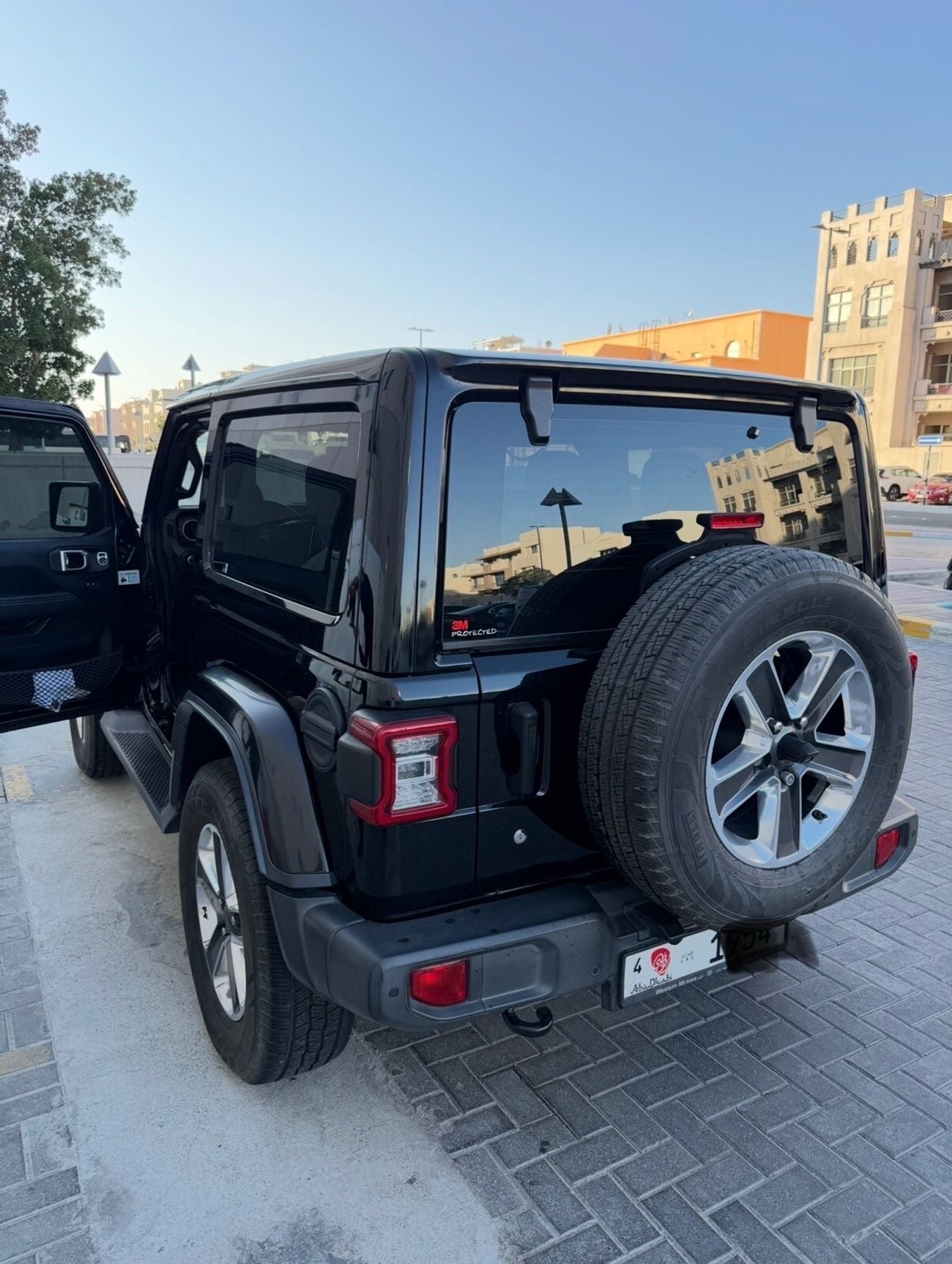 Jeep Wrangler Sahara 3.6L A/T (4 Seater)