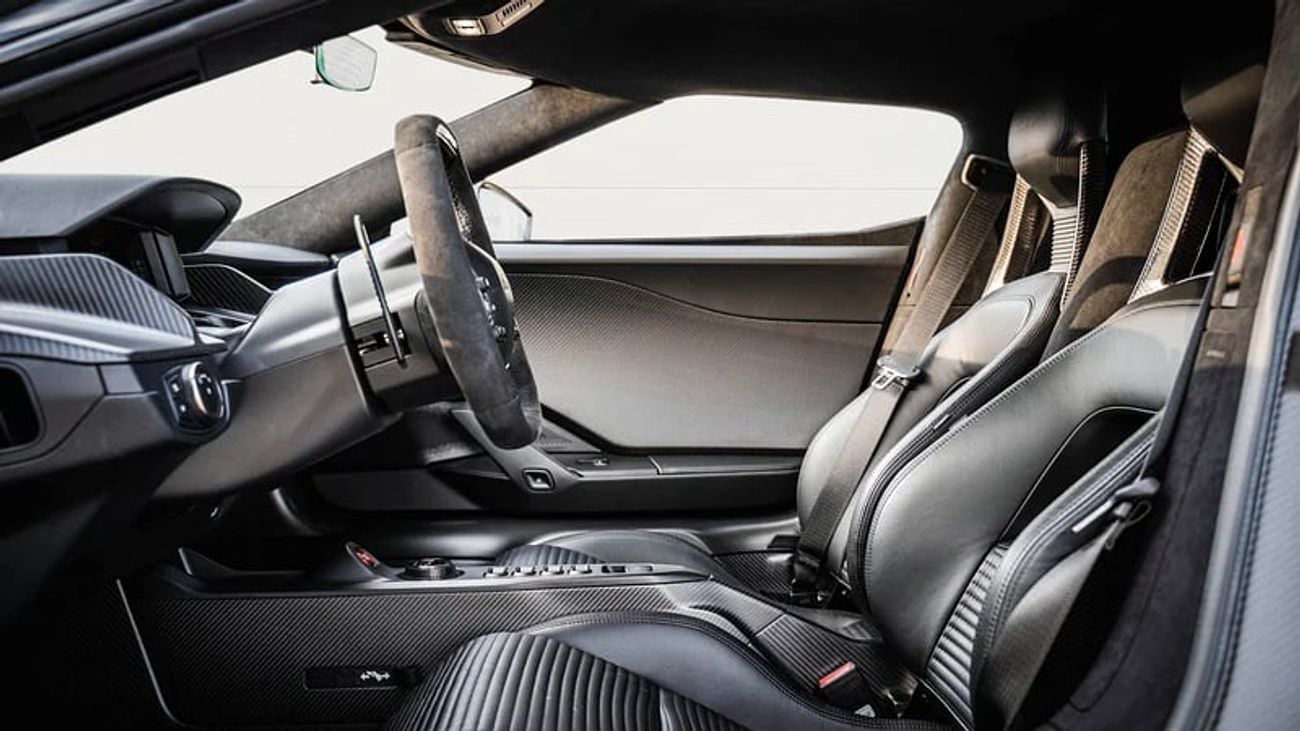 فورد جي تي LIQUID CARBON 1 OF 25 + FULL CARBON BODY !!!