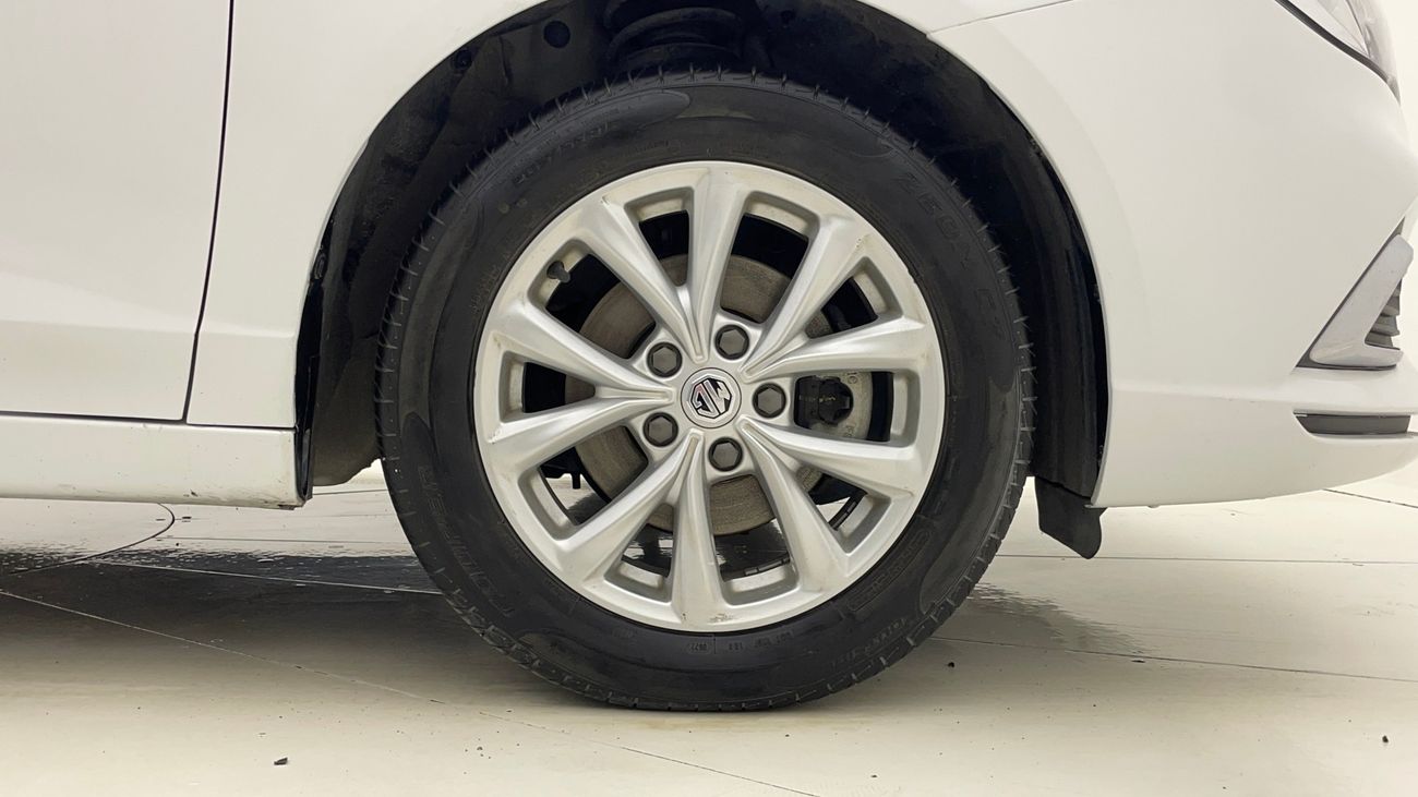 MG 5 STD 1.5 | Zero Down Payment | Home Test Drive