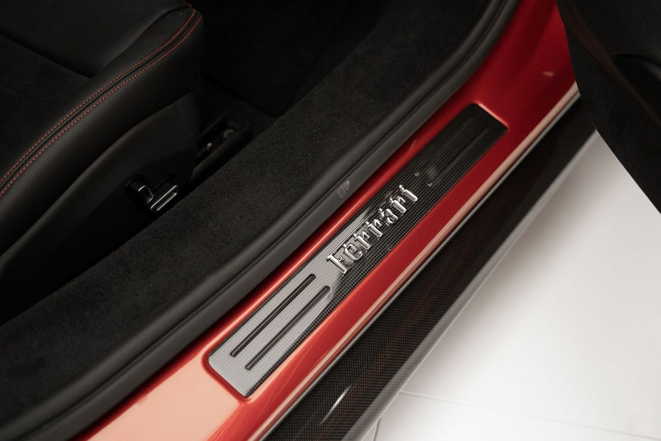 فيراري 296 GTB 3.0T V6 PHEV