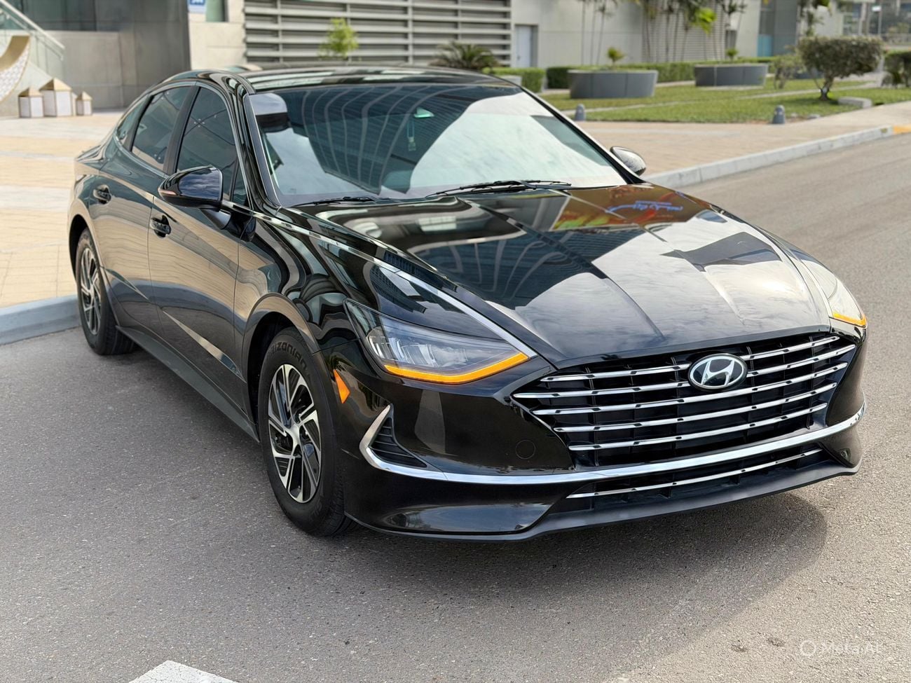 هيونداي سوناتا Hybrid Blue