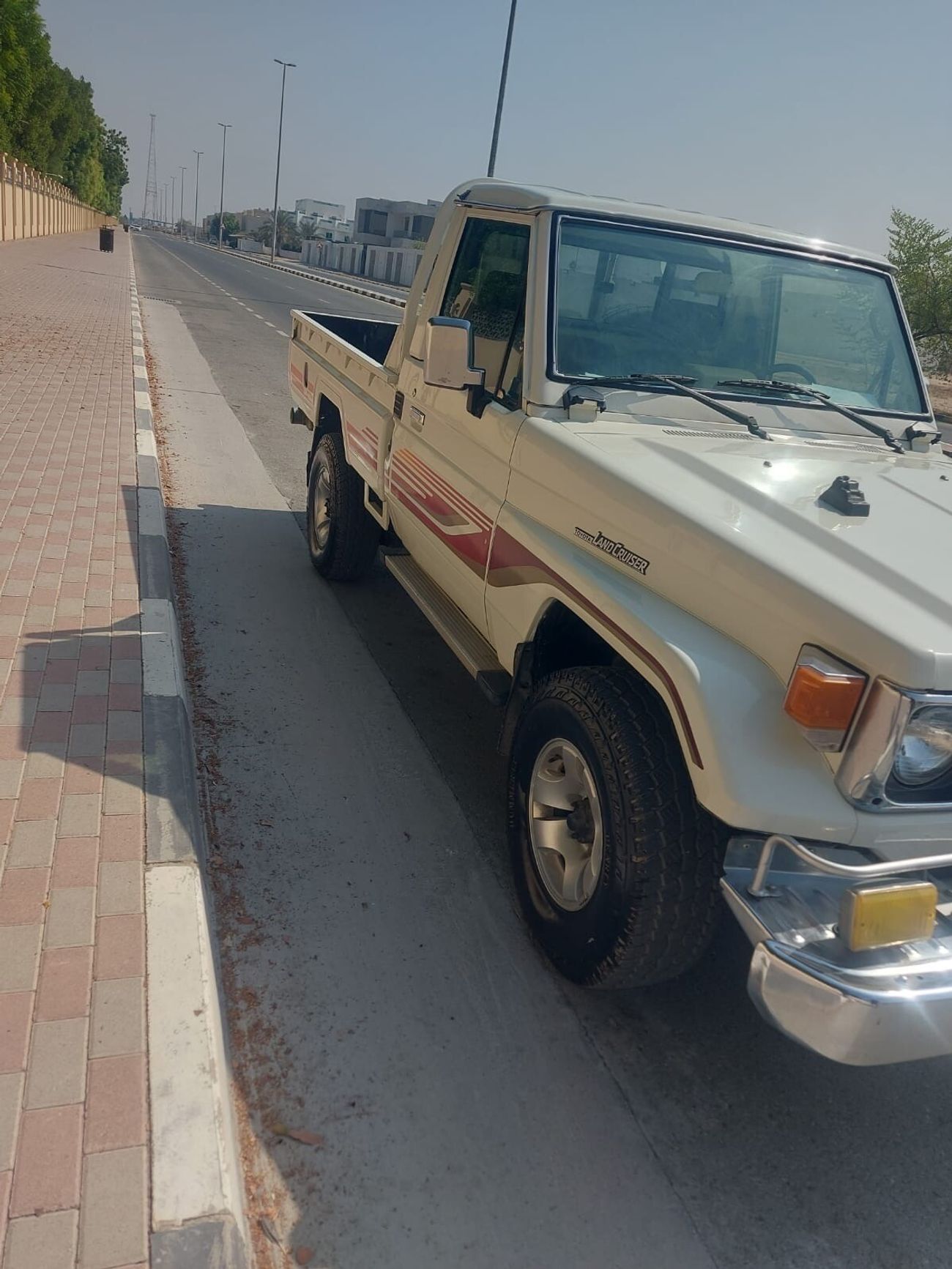 Toyota Land Cruiser Pick Up