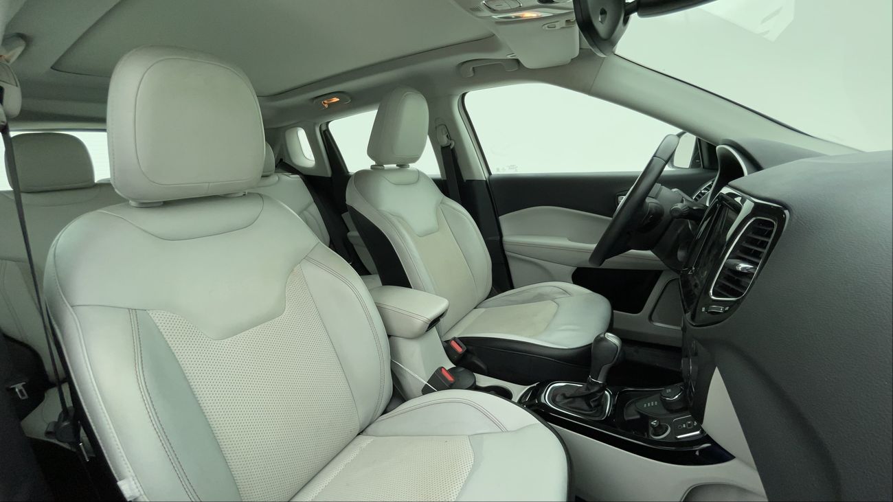 Jeep Compass LIMITED 2.4 | Zero Down Payment | Home Test Drive