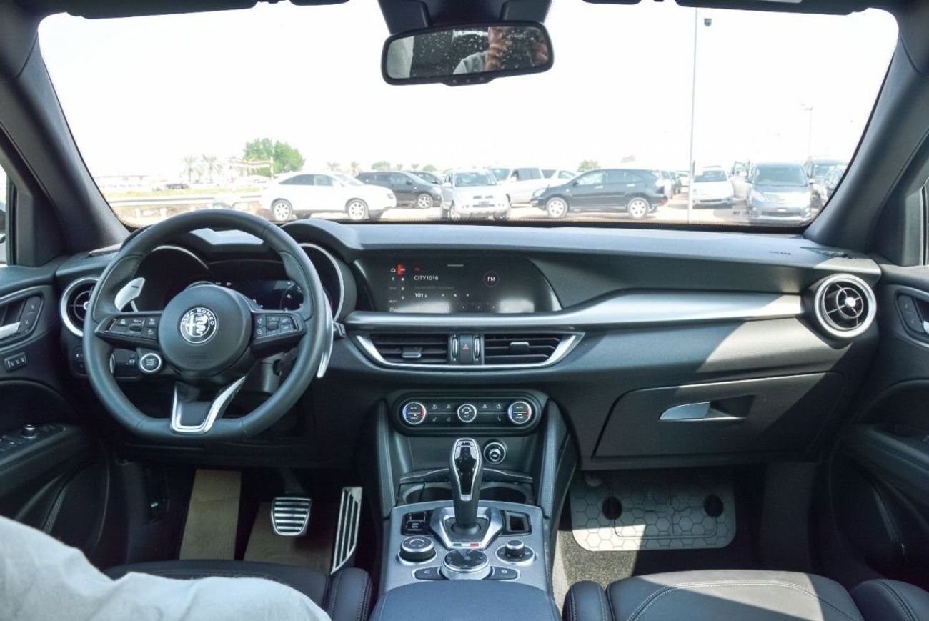 Alfa Romeo Stelvio ALFA ROMEO STELVIO VELOCE 2.0L AWD SUV 2023 | REAR CAMERA | PANORAMIC SUNROOF | PARKING SENSORS | WI