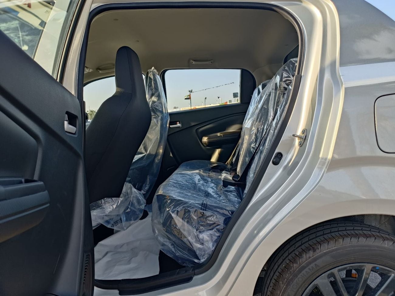 Suzuki Celerio 1.0L V4, GLX, Black Rims, A/T, Gear, SPECIAL QUANTITY DEAL OFFER FOR ALGERIA (CODE # CGLM)