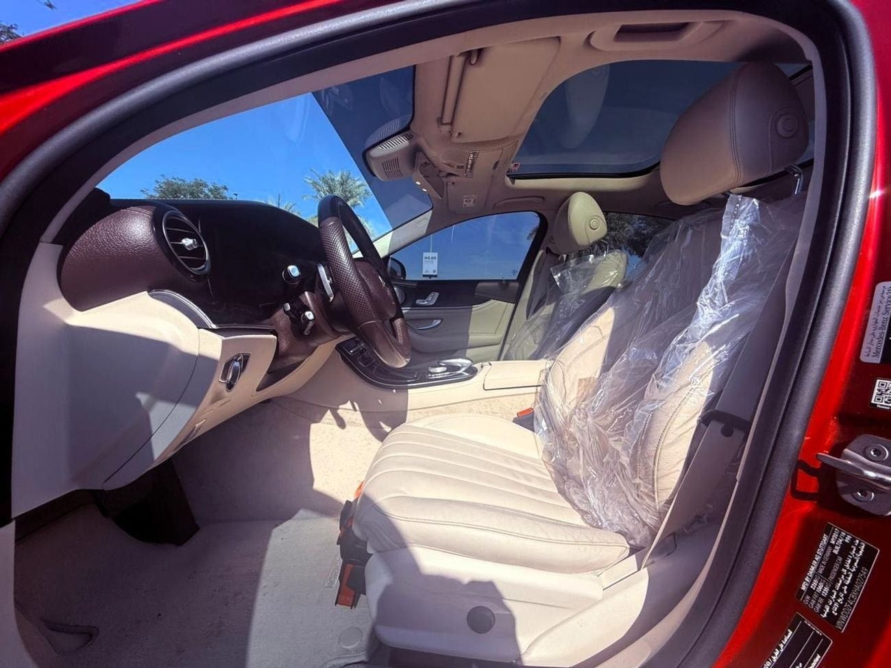 Mercedes-Benz E200 MERCEDES BENZ E200 | GCC SPECS | YEAR: 2017 | KMS: 178,500 | FULL OPTION