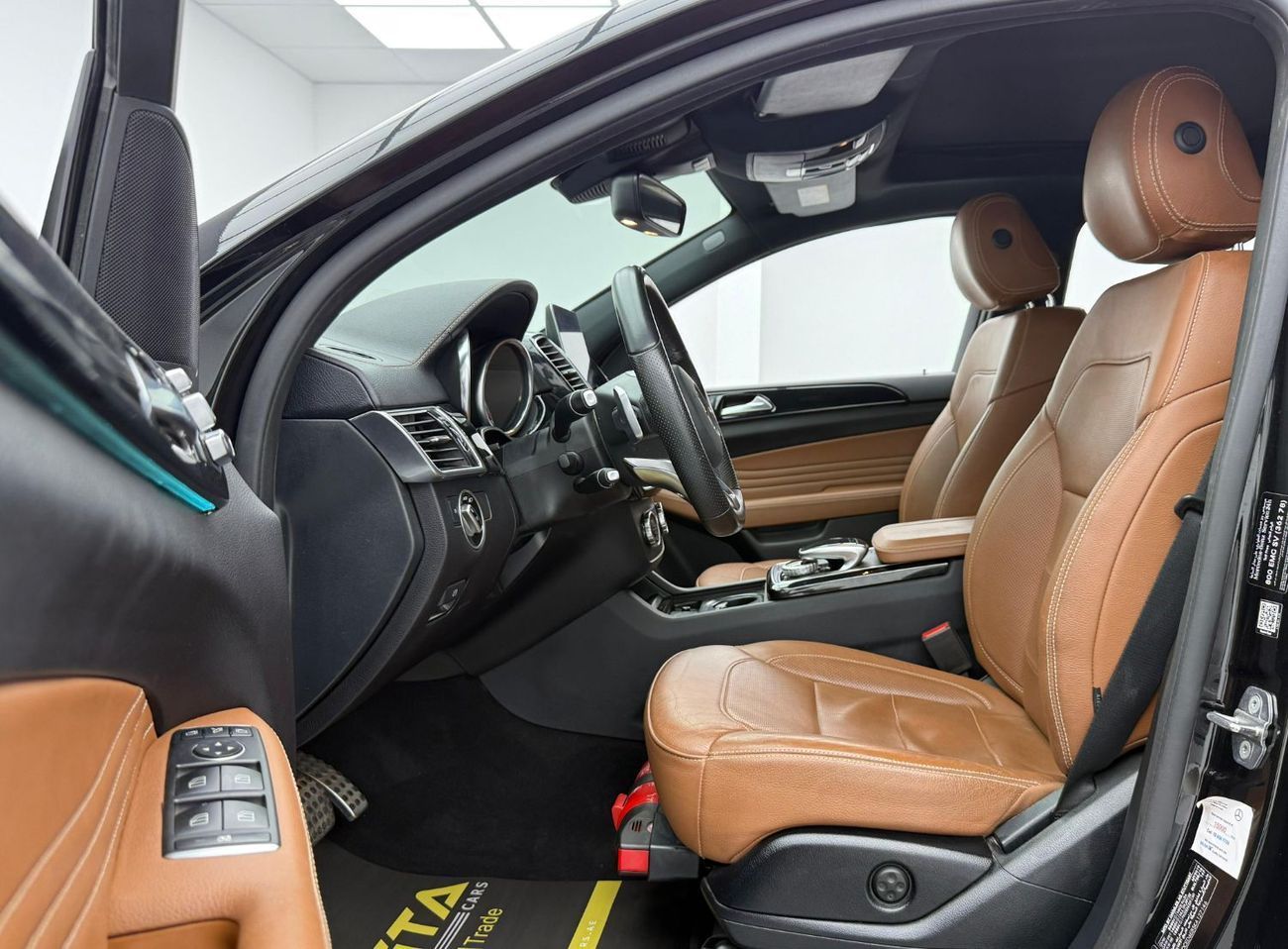 Mercedes-Benz GLE 43 AMG 4MATIC+ 3.0L 2019 Mercedes Benz GLE43 AMG, Warranty, Service History, Excellent Condition, GCC