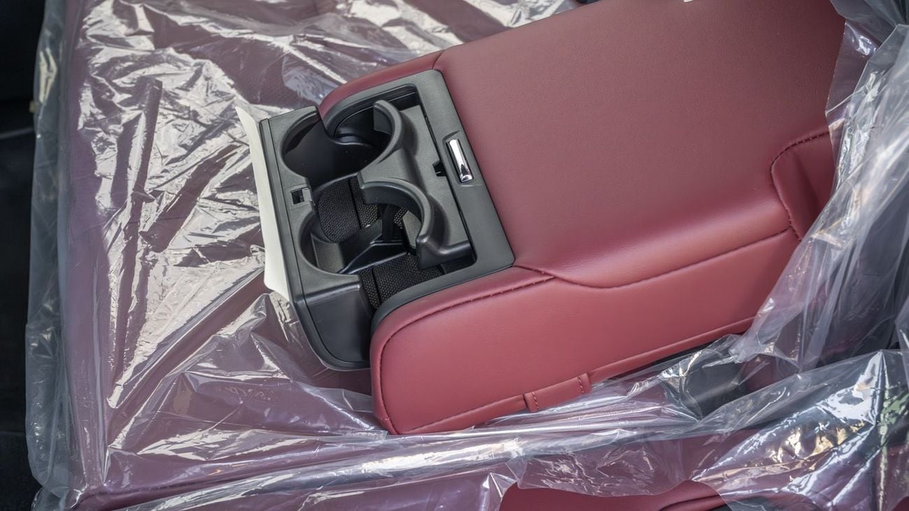 Lexus LX 600 LEXUS LX600 3.5L URBAN -2026YM