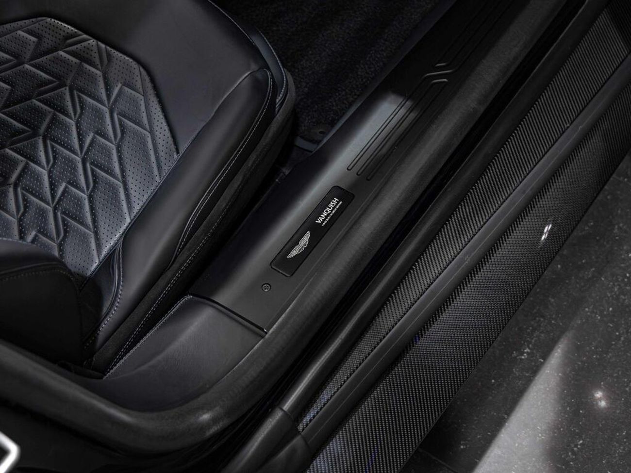 أستون مارتن فانتيج V12 Vanquish 5.2 V12 BiTurbo Auto Euro 6 (s/s) 2dr (EXPORT ONLY)