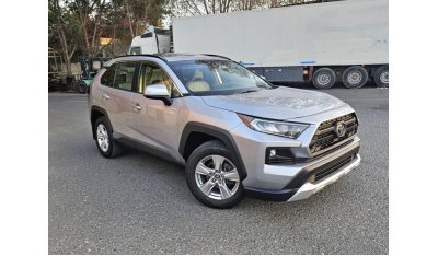 Toyota RAV4 XLE Full options