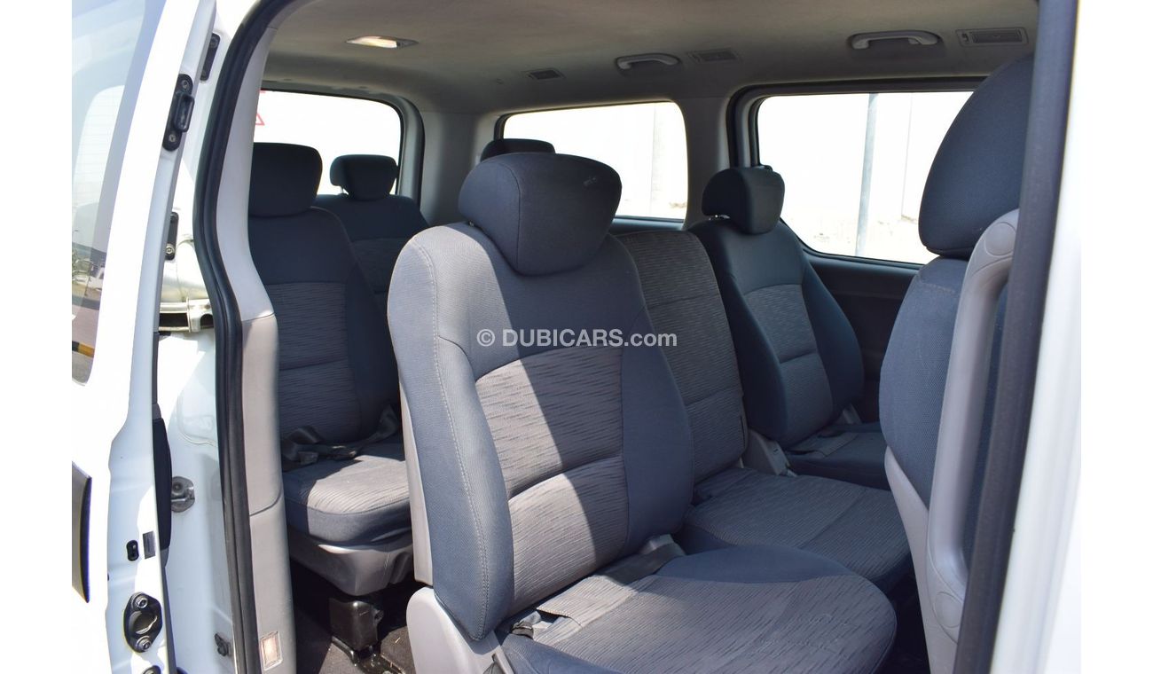 Hyundai H-1 Std Hyundai H-1 Van 12 seater, Model:2015. Excellent condition