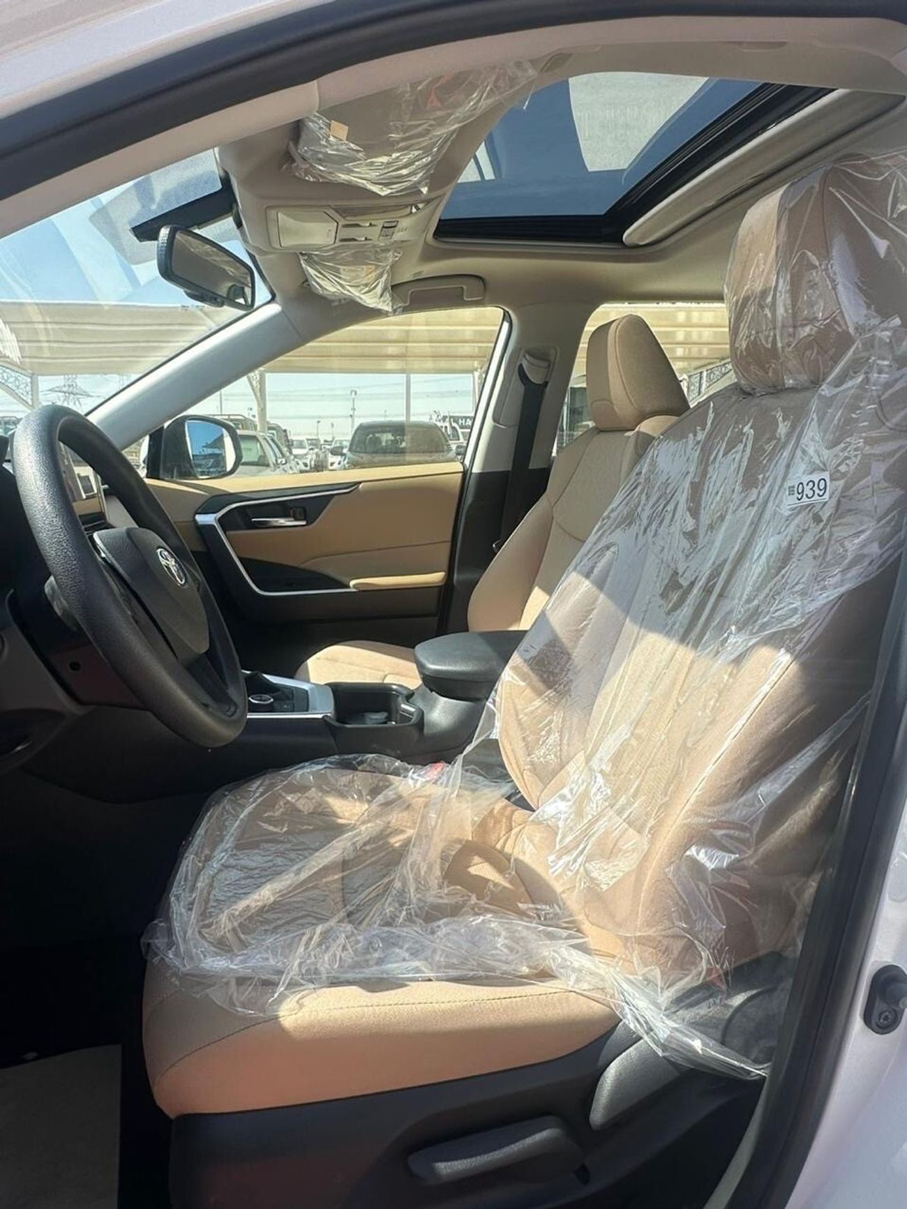 تويوتا راف ٤ 2.5L XLE Hybrid