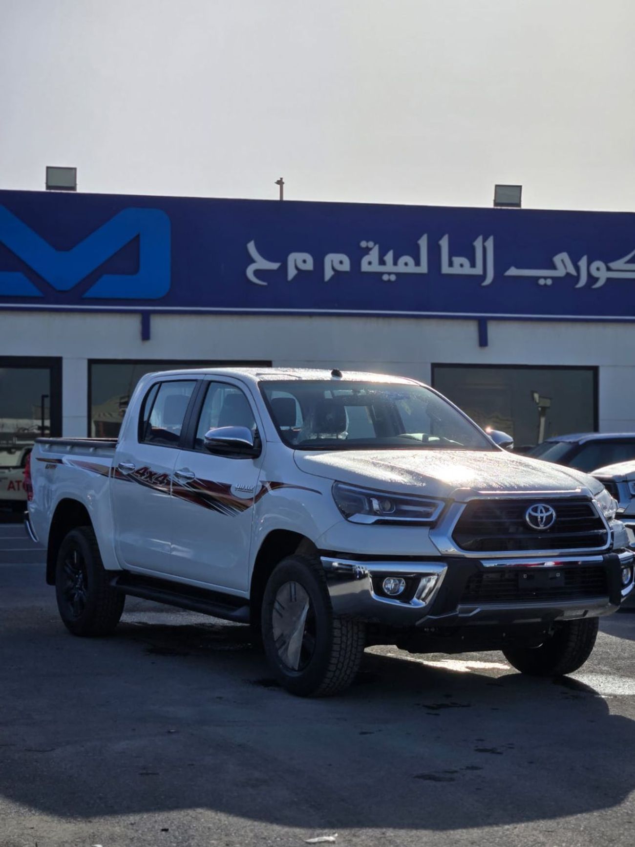 Toyota Hilux 2.7L PETROL M/T DOUBLE CABIN FULL OPTION PICKUP WITHOUT PUSH START