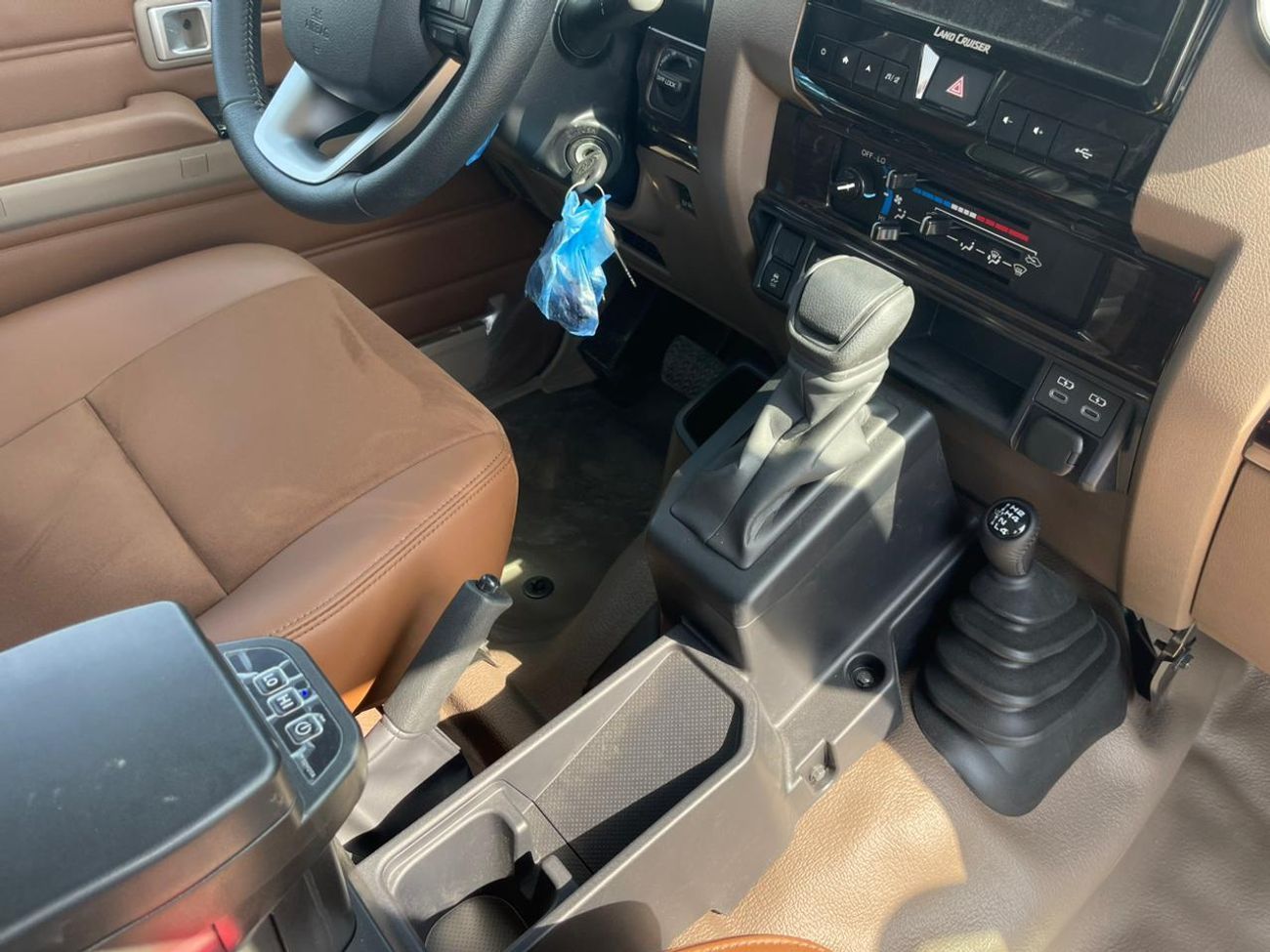 تويوتا لاند كروزر بيك آب Toyota LC DC AT Diesel 2025 2.8L Full GREY