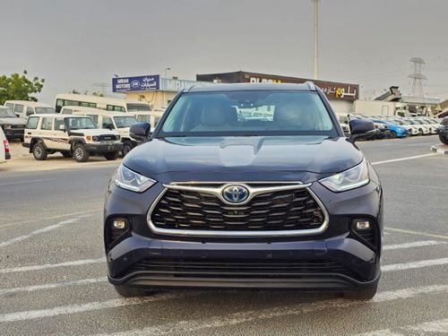 تويوتا هايلاندر Panoramic Roof , 360 camera and Parking sensors
