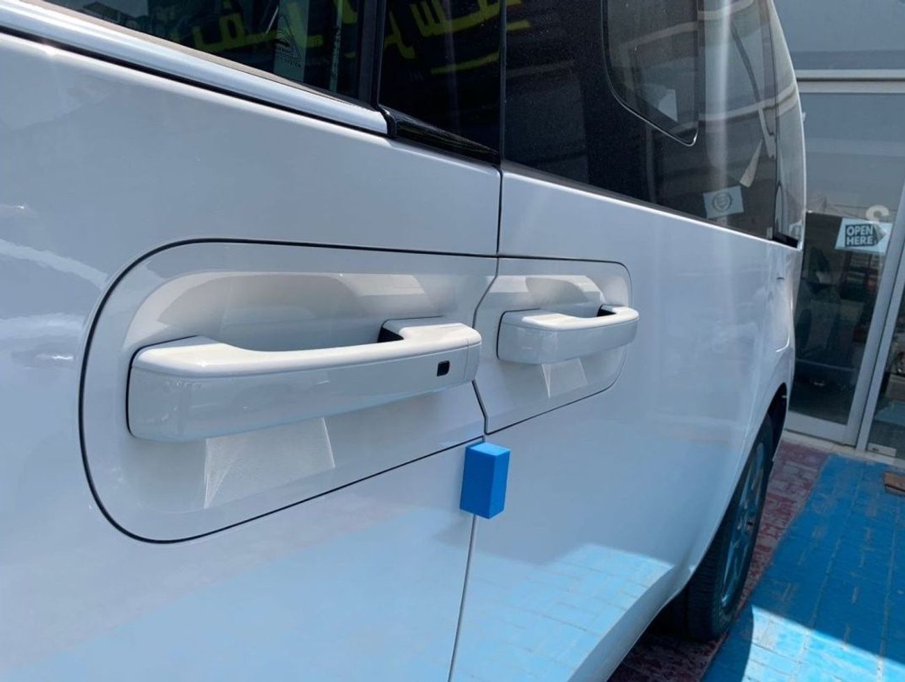 Hyundai Staria 2024 HYUINDAI STARIA 3.5L V6 AUTOMATIC 11-SEATER LOCAL