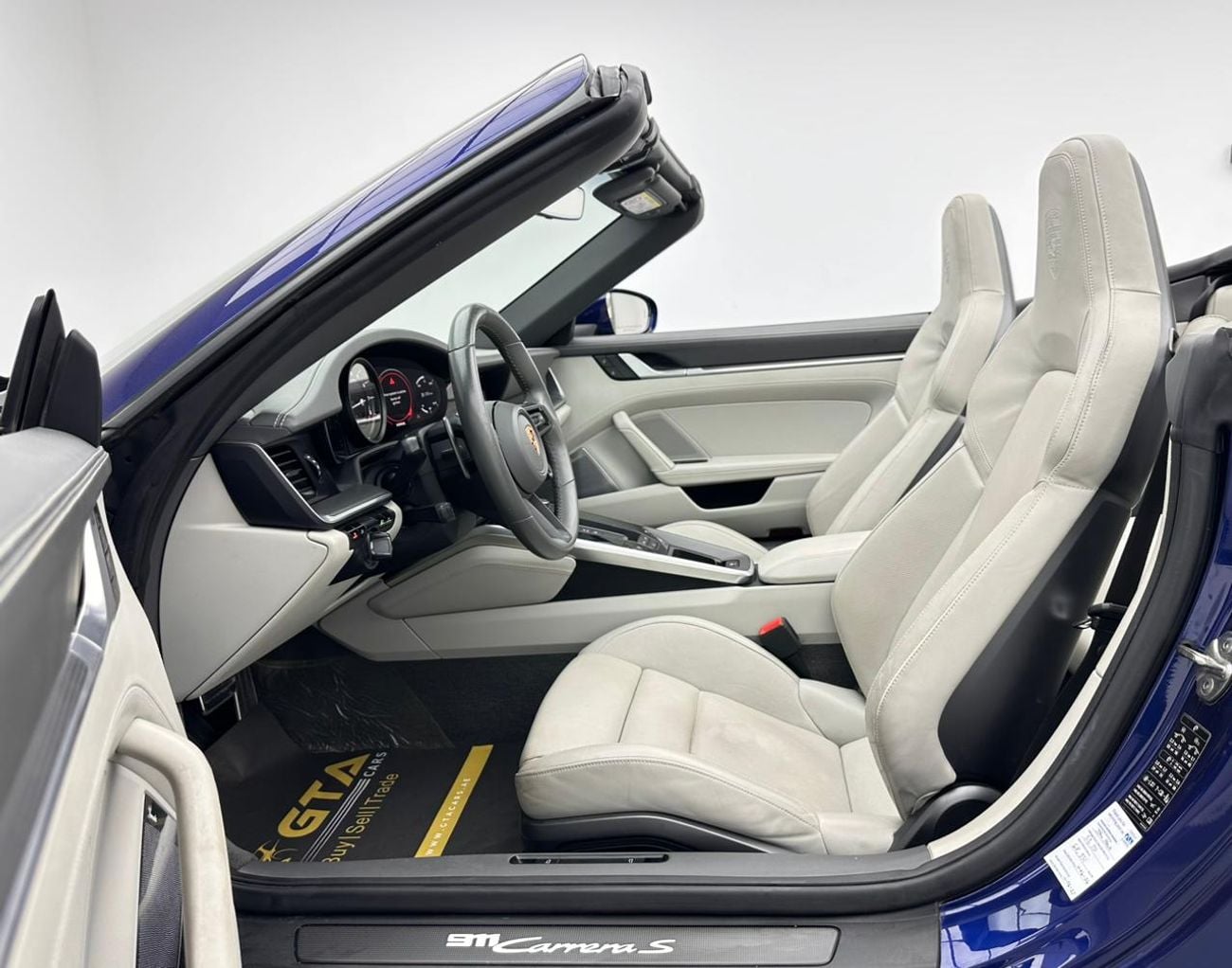 Porsche 911 2020 Porsche 911 Carrera S Cabriolet, 06/2026 Porsche Warranty, Porsche Full Service History, GCC