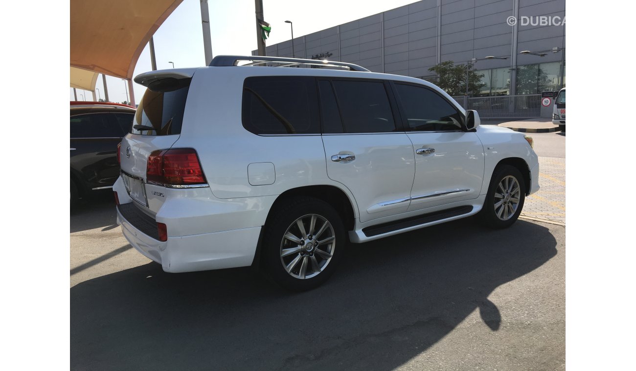 Lexus LX570