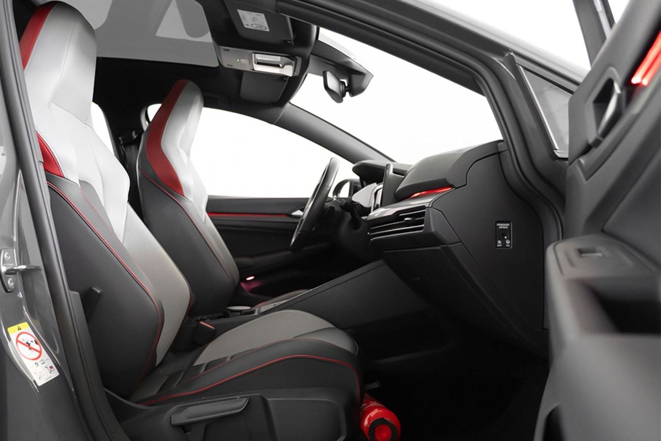 Volkswagen Golf 2.0L TFSI