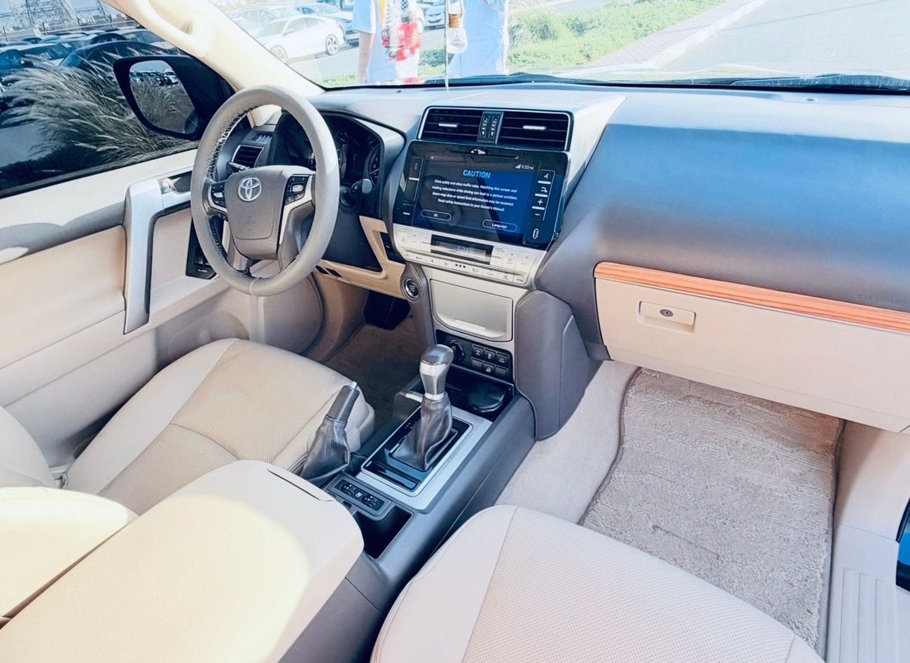 Toyota Prado VXR 4.0L 4WD Toyota Prdao VXR  full option V6 4.0 L Top the range