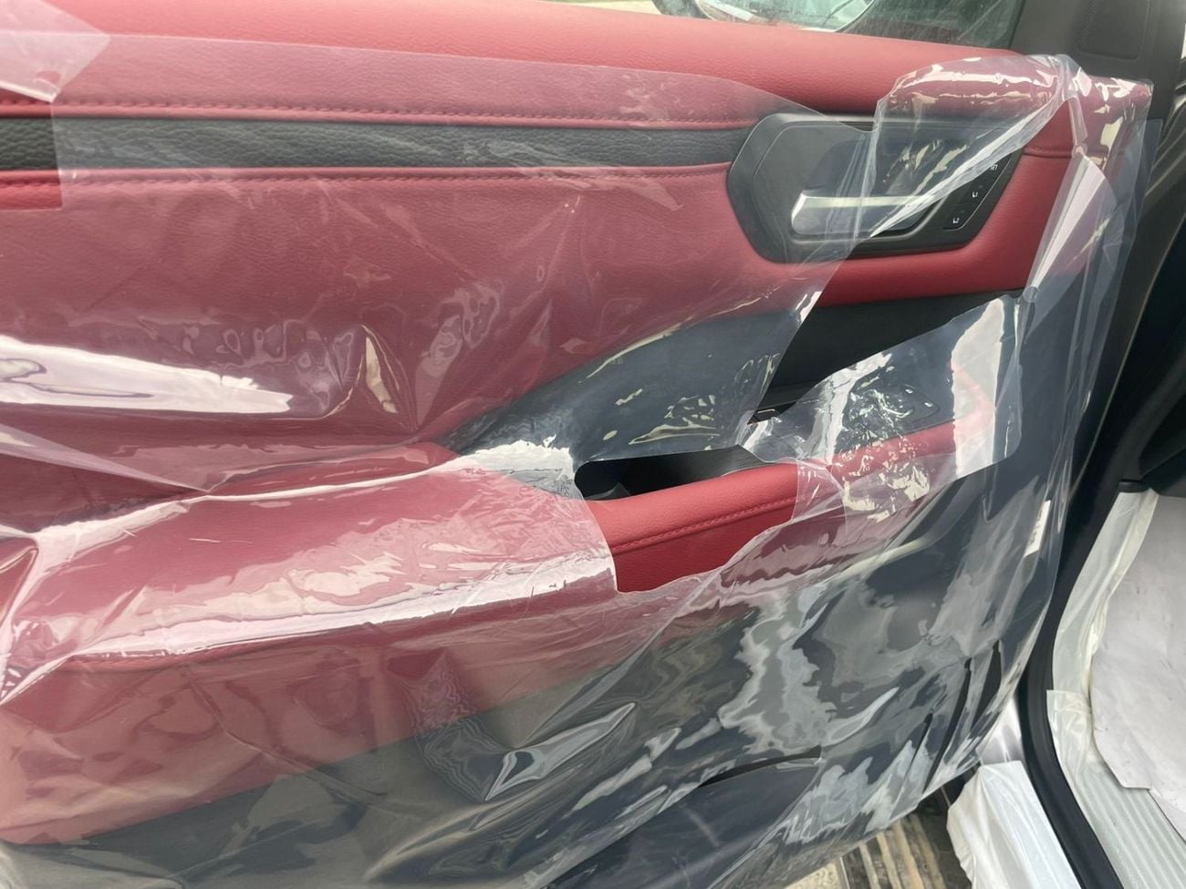 Nissan Patrol NISSAN PATROL PLATINIUM  WITH BLACK ROOF 2026