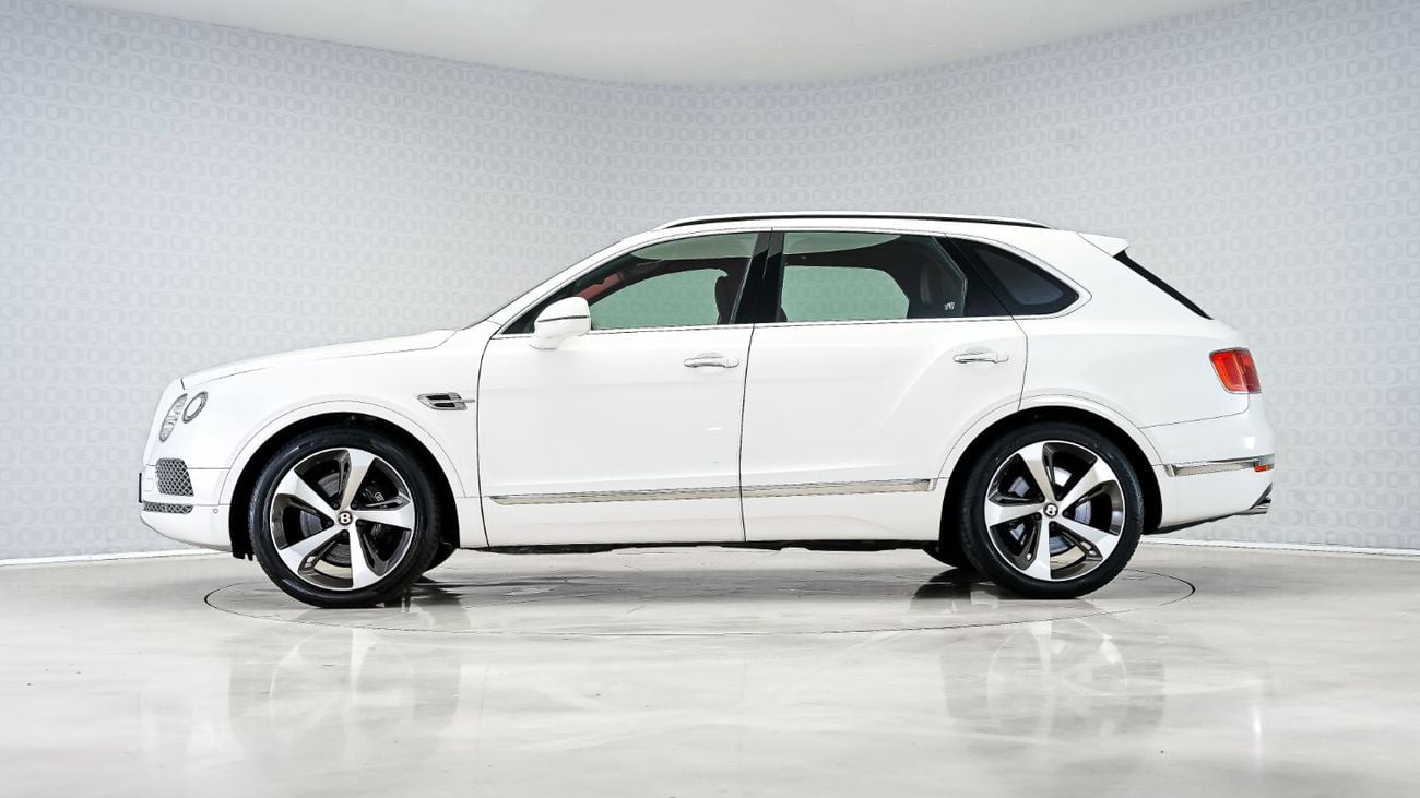 بنتلي بينتايجا V8 | AED 5,892 PM | Up to 3 Years Unlimited Warranty | GCC