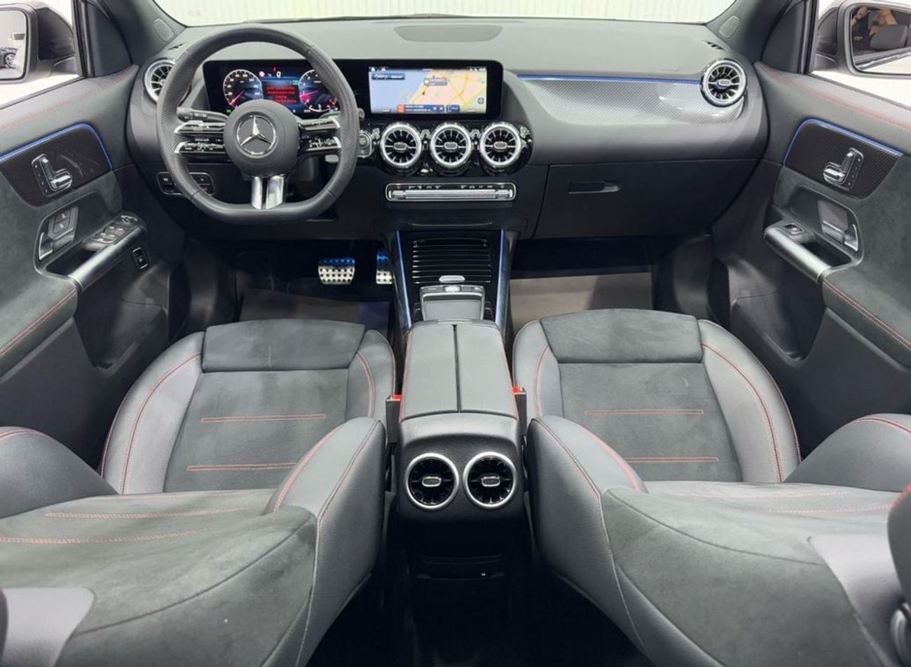 مرسيدس بنز GLA 200 Premium 1.3L 2024 Mercedes Benz GLA200 AMG, June 2029 Mercedes Warranty, Full Mercedes Service Histo