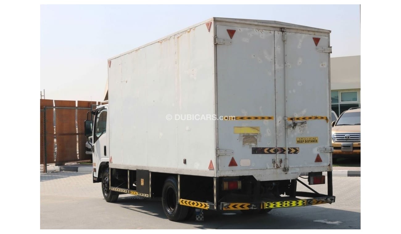 Isuzu NPR 2014 | DRY BOX WITH GCC SPECS AND EXCELLENT CONDITION