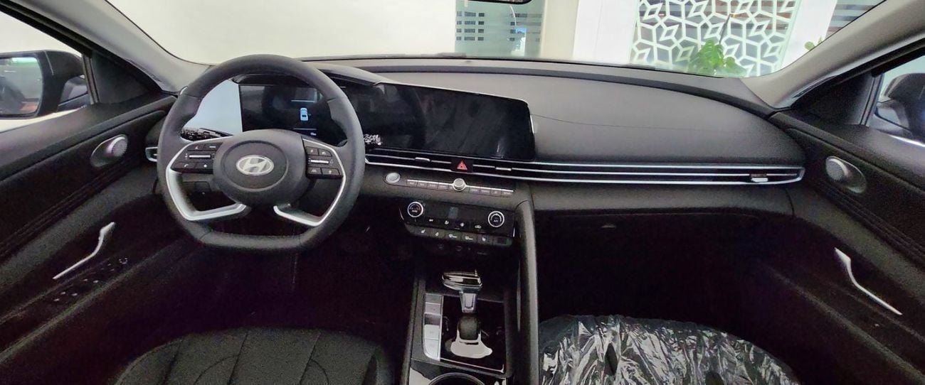 Hyundai Elantra SMART 1.5l CVT