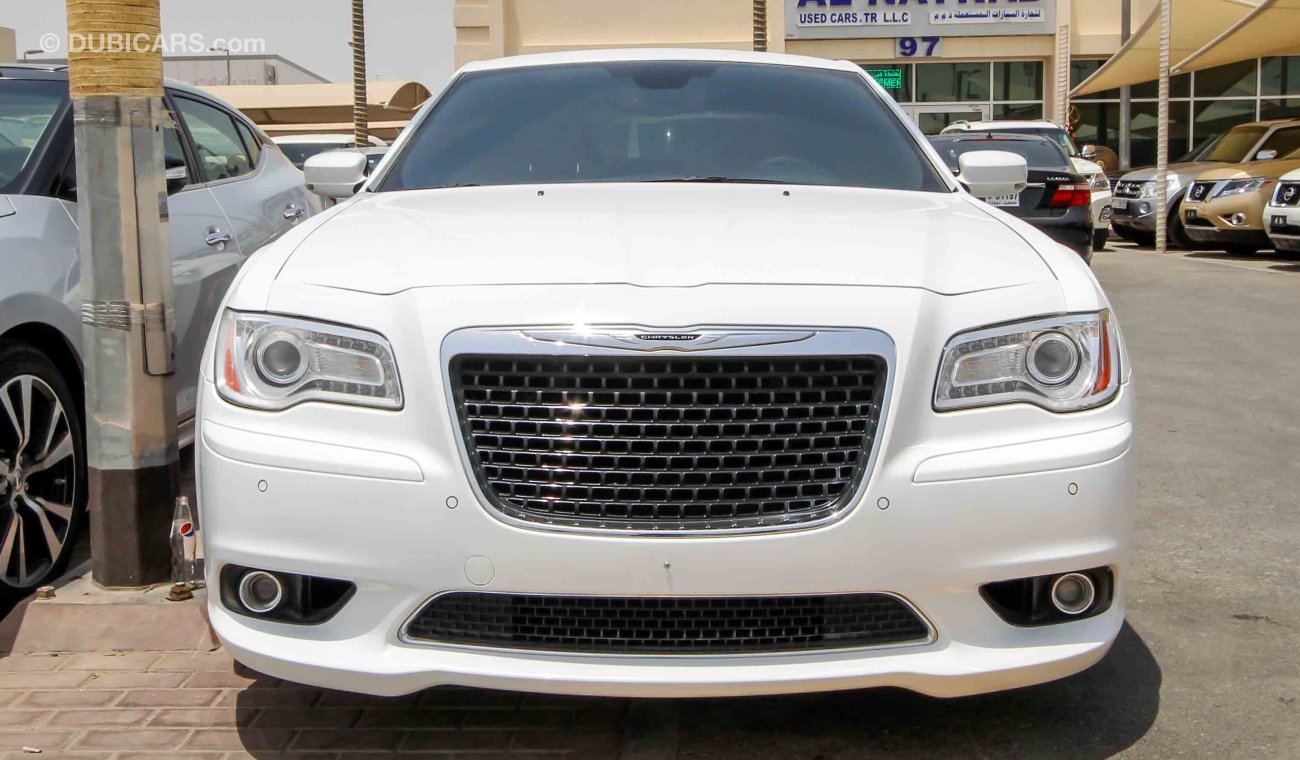 Chrysler 300C SRT8