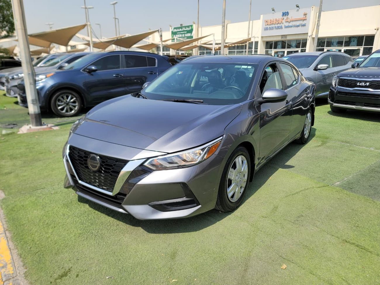 نيسان سنترا SV 1.8L