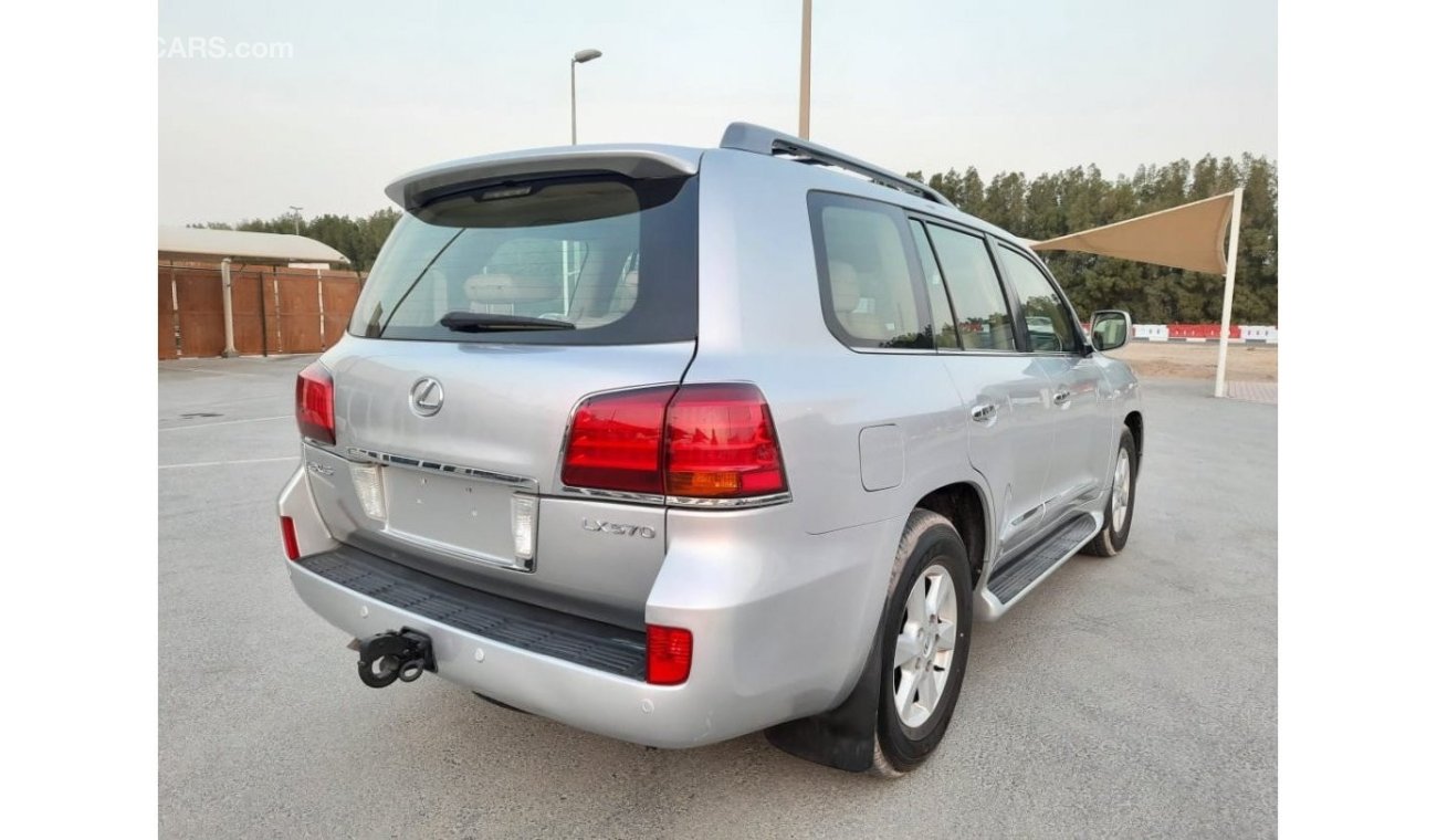 Lexus LX 570 Lexus LX 570 2011 G CC original pant