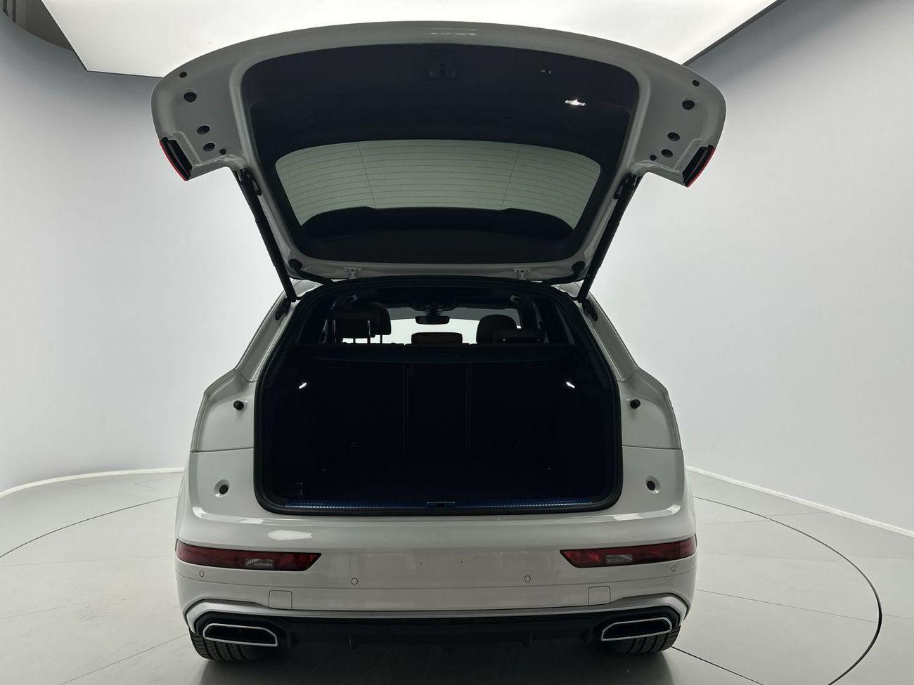 أودي Q5 45 TFSI S-LINE quattro 249hp (Ref# 70795)