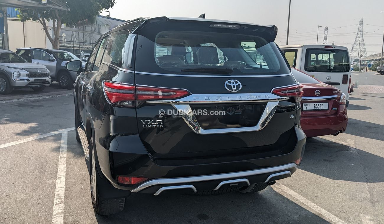 Toyota Fortuner VXR Limited 4.0L AT