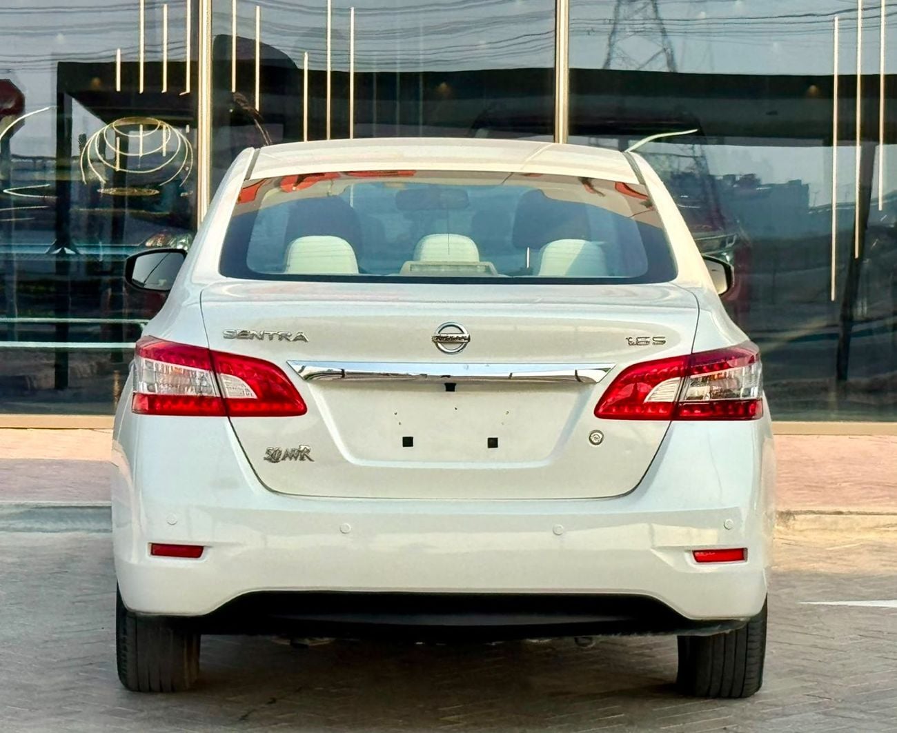 Nissan Sentra S 530X36 Monthly I GCC l 1.8L, Cruise, GPS I Accident FREE